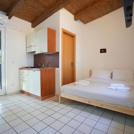 Keys Of Sicily - Bungalows Sul Mare 莫迪卡海滨 外观 照片