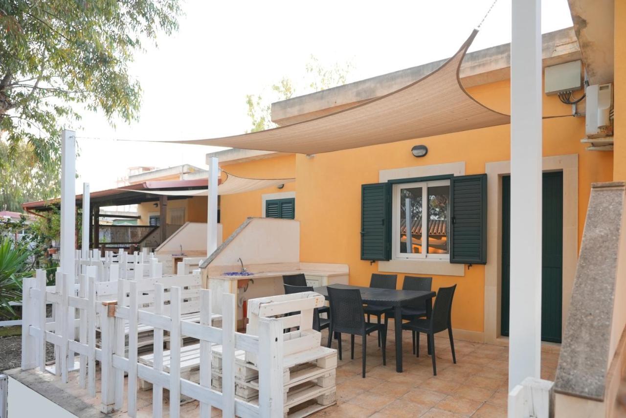 Keys Of Sicily - Bungalows Sul Mare 莫迪卡海滨 外观 照片